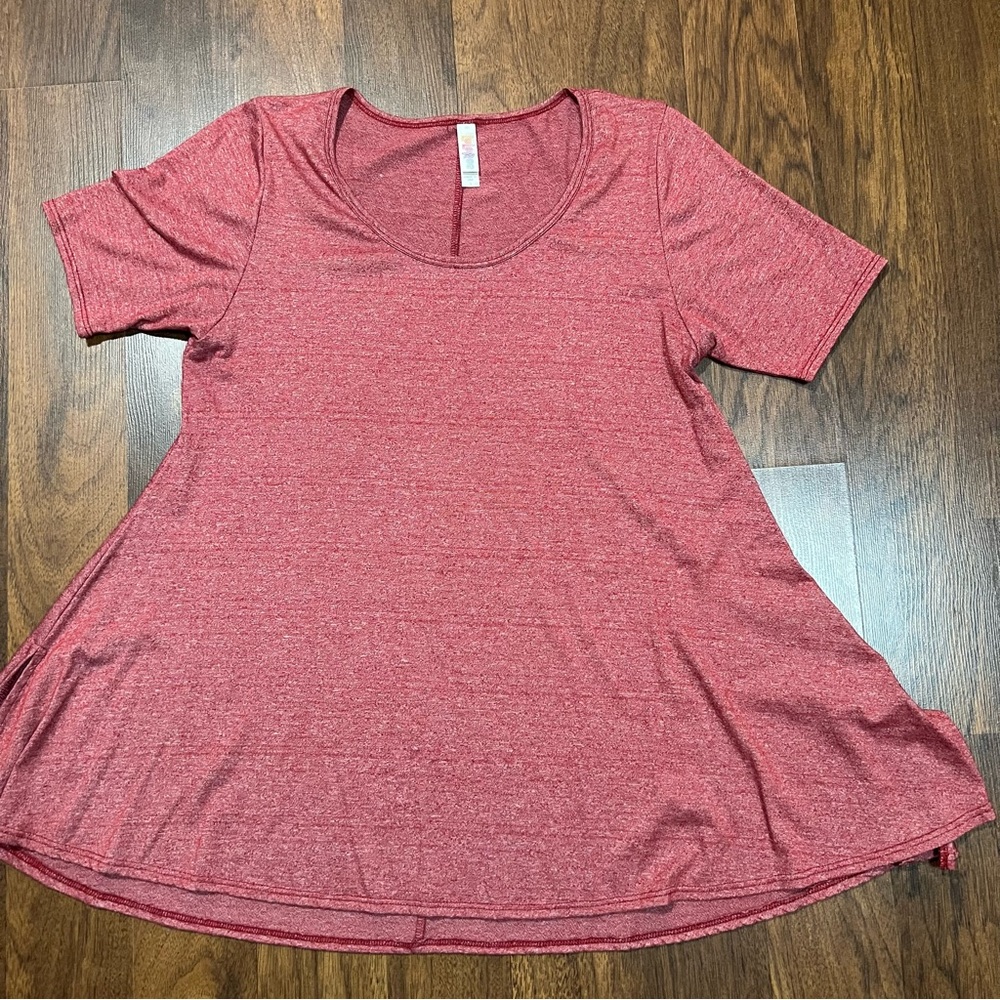 Lularoe small perfect tee